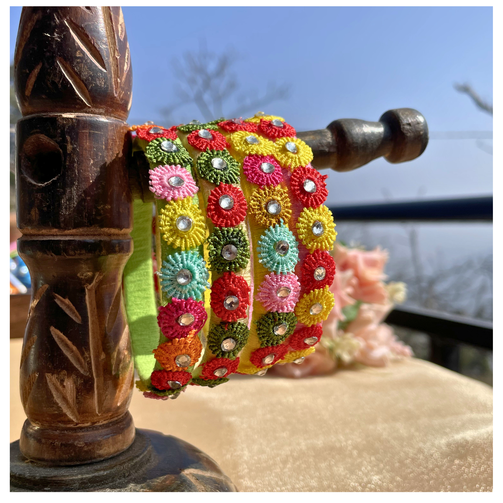 Multicoloured flower bangle