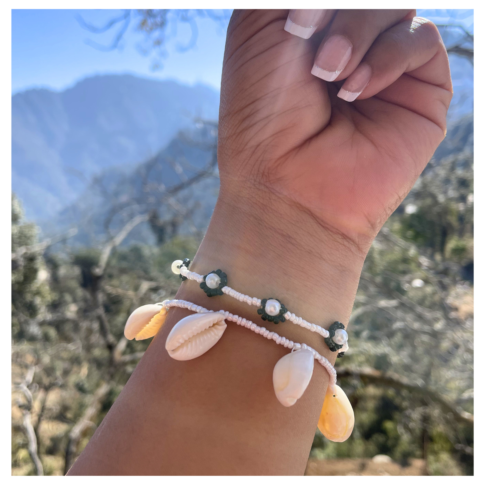 Cowrie Shell & Seed Bead Bracelet
